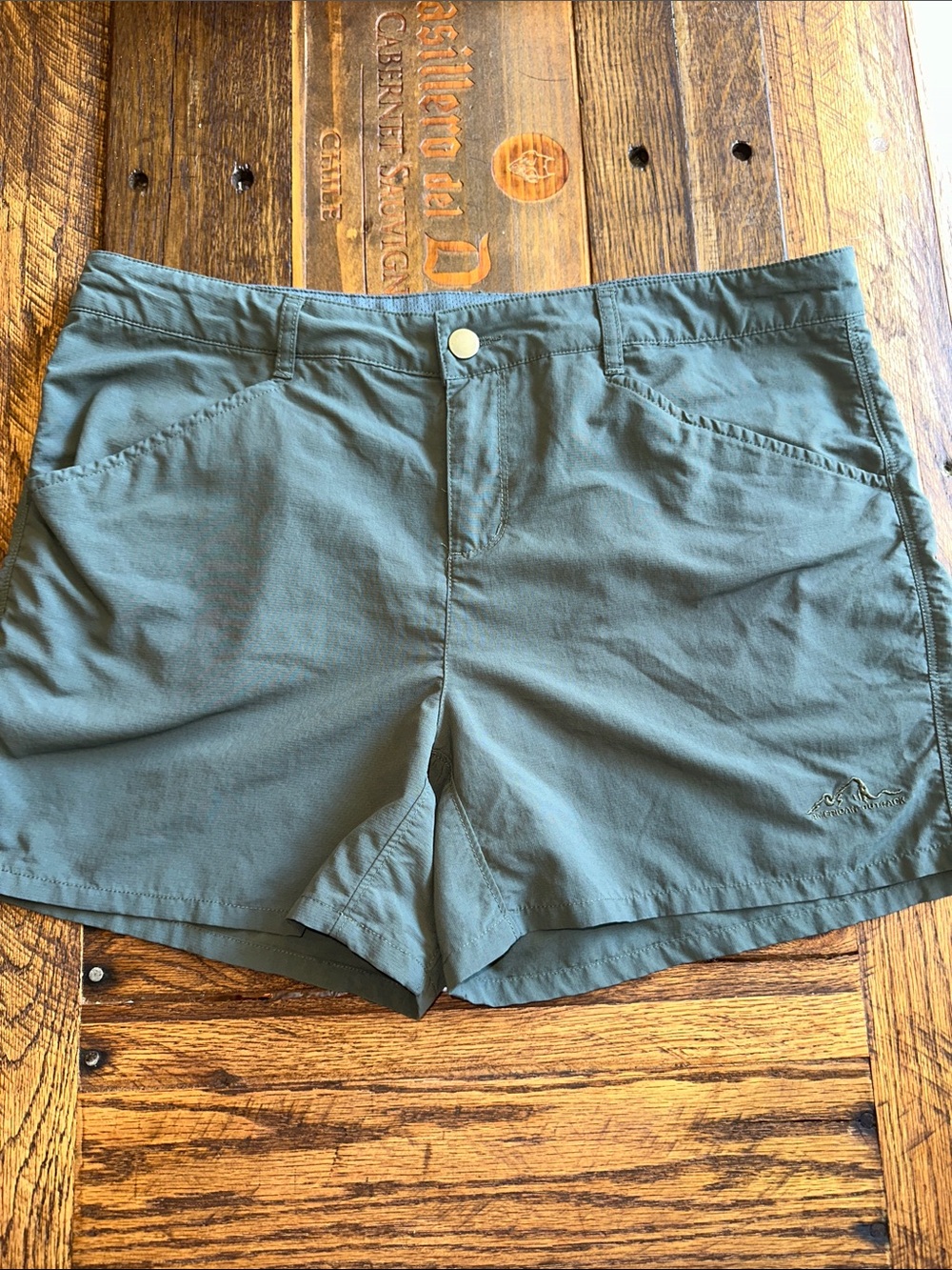 American Outback Hiking Shorts. 🚶